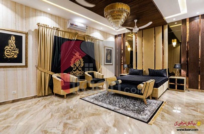 1 Kanal House for Sale in Block D, Phase 6, DHA Lahore
