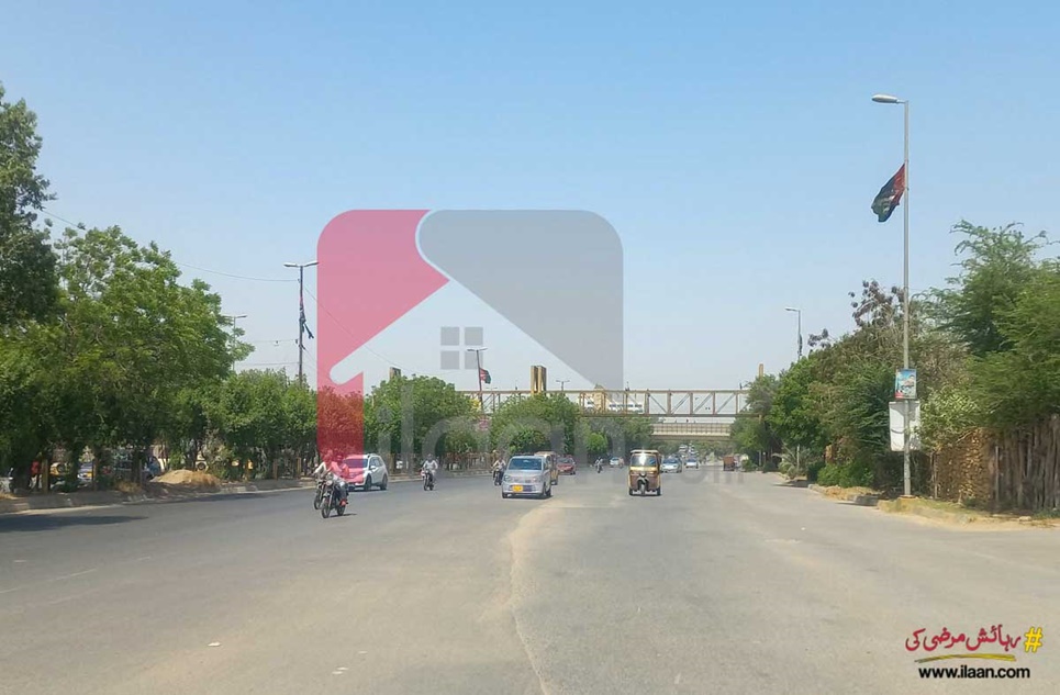 800 Sq.yd Commercial Plot for Sale on University Road, Karachi