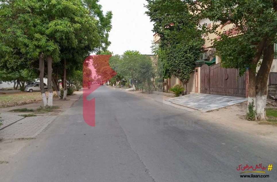 5 Marla Commercial Plot for Sale in Sector D2, Green Town, Lahore