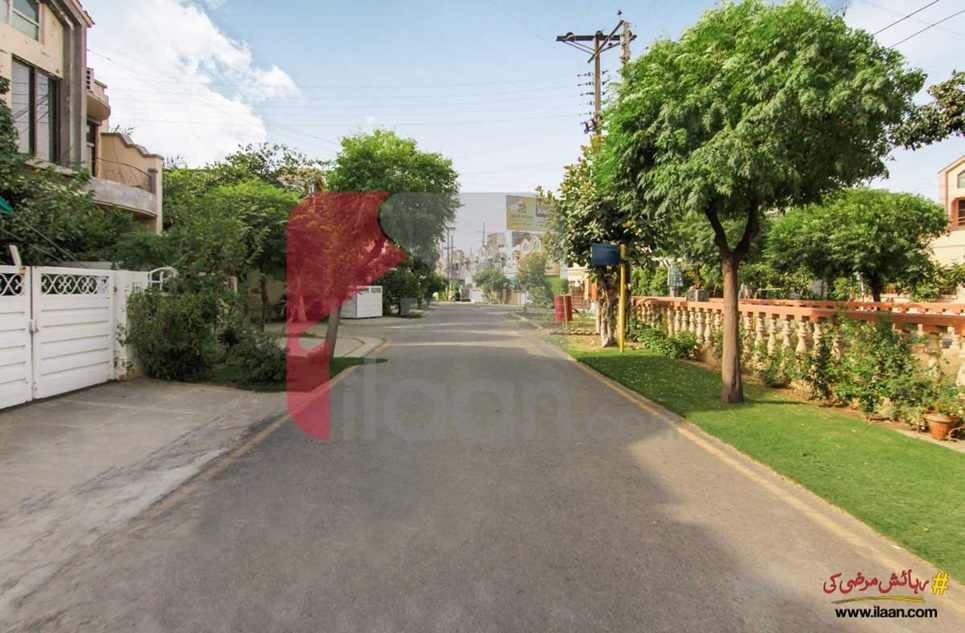 10 Marla House for Sale in Eden Avenue, Lahore