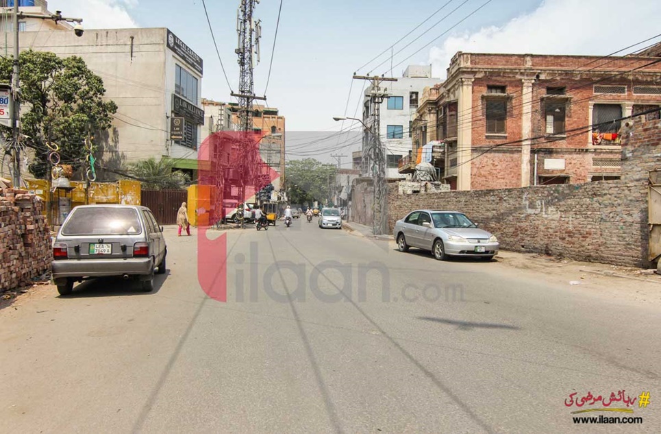 1575 Sq.ft Shop for Sale in Mozang, Lahore