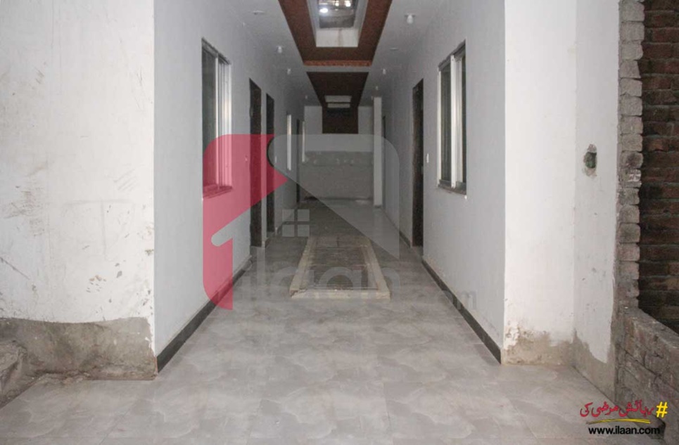 209 Sq.ft Office for Sale (Sixth Floor) in RJ Tower, Mozang Road, Lahore