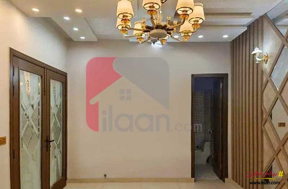 10 Marla House for Sale in DC Colony, Gujranwala
