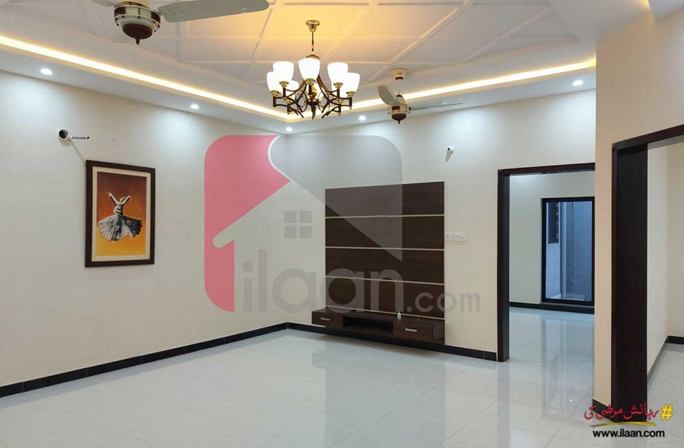 10 Marla House for Sale in PIA Housing Scheme, Lahore