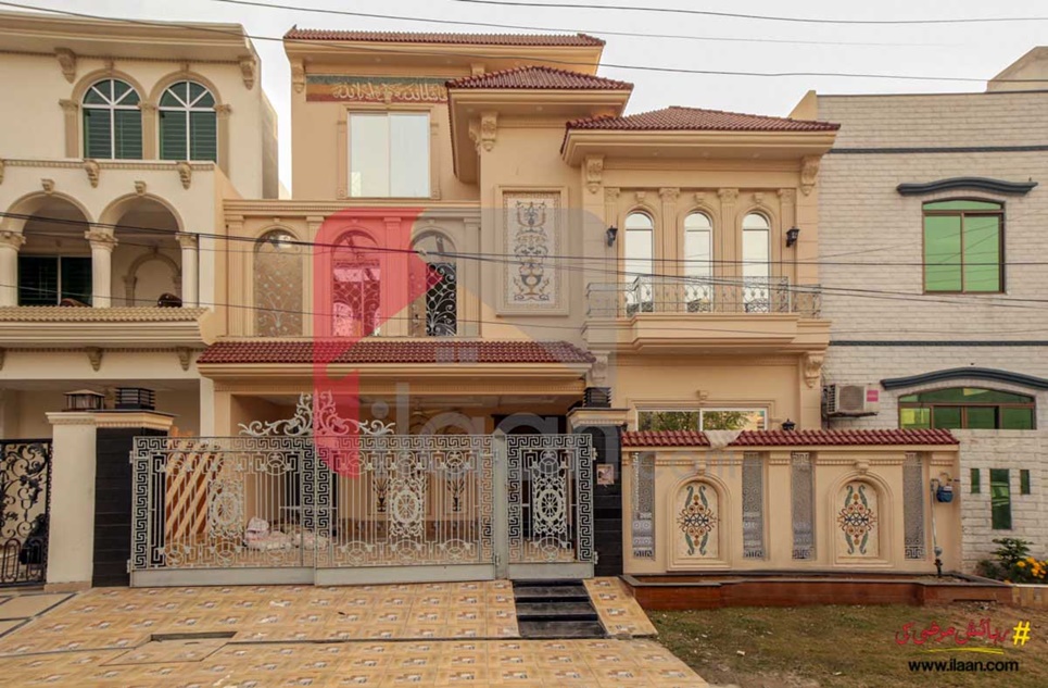 10 Marla House for Sale in Tariq Gardens, Lahore
