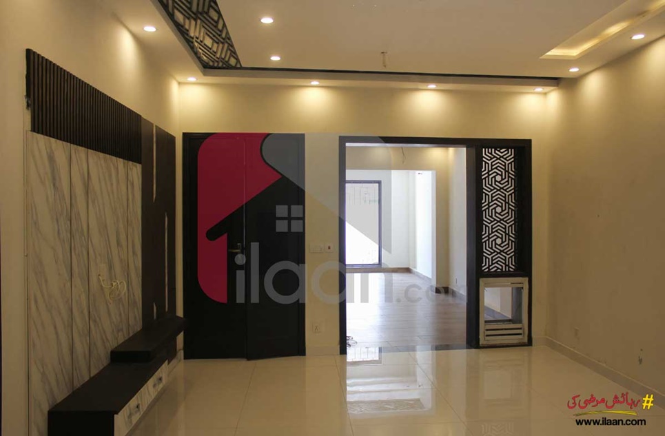 10 Marla House for Sale in Iqbal Avenue, Lahore