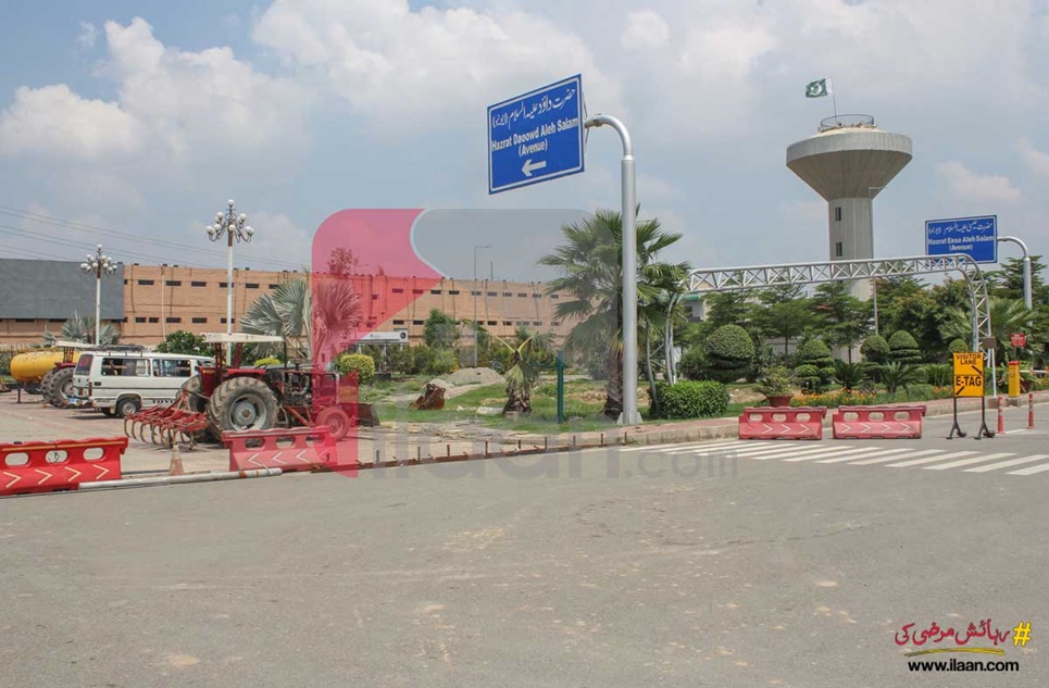 11 Marla Commercial Plot for Sale in Canal Valley, Lahore